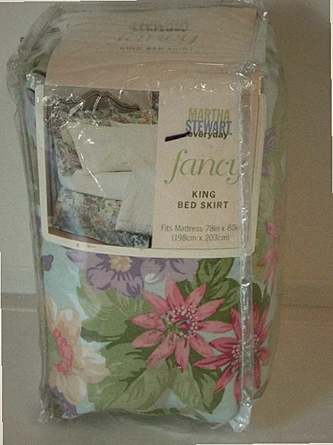1999 Martha Stewart passion flower King Bed Skirt fits mattress 78x80 inch