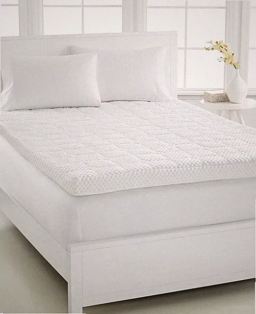 Dream Science 4” Memory Foam Mattress Topper in Queen Size by Martha Stewart