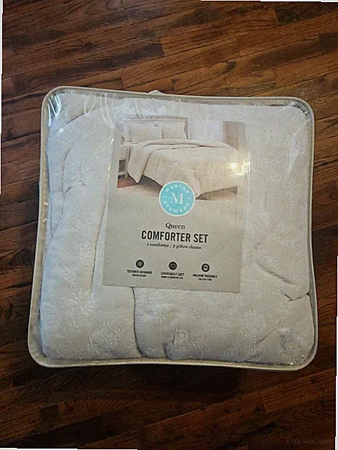 Martha Stewart 3 Piece Cotton-Rich Blend Comforter Set Full/Queen