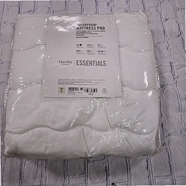 Martha Stewart ESSENTIALS Waterproof Mattress Pad TWIN SIZE