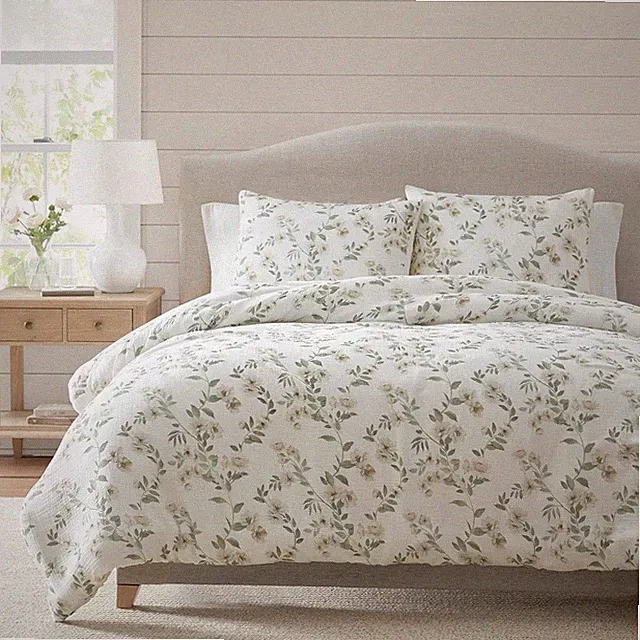 Martha Stewart Everyday (MSE) Quilt–Full/Queen–Orchard Floral & Pinstripes--NEW