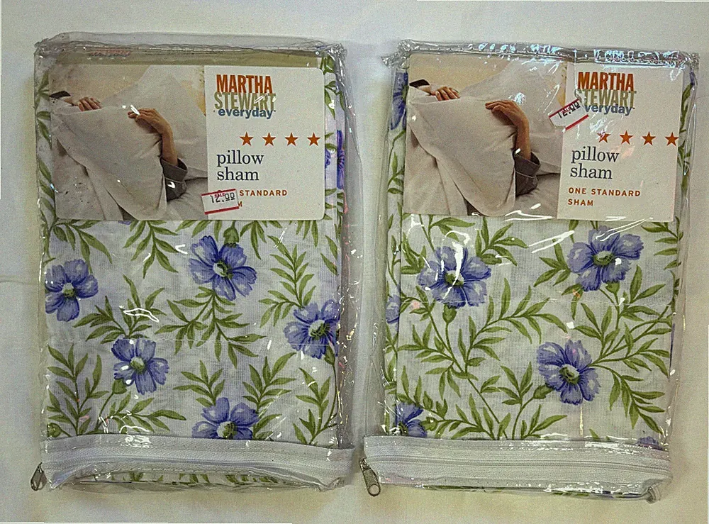 Martha Stewart Everyday Standard Pillow Shams Flowers & Leaves SET of 2 NEW