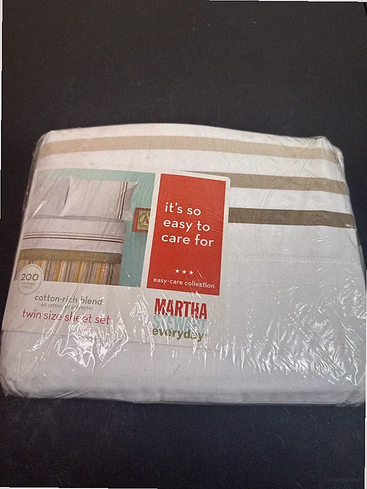 Martha Stewart Everyday Twin Sheet Set White Stripe 200 TC Sealed NOS