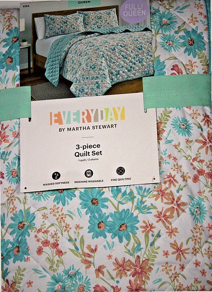 Martha Stewart Queen Quilt Set – 3-Piece Floral Bedding -Soft Quilt & 2 Shams