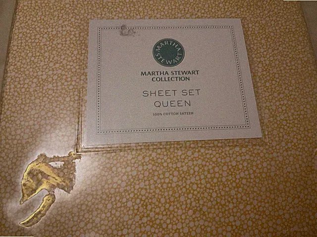 Martha Stewart queen Sheet Set 200 Thread Count Cotton sateen