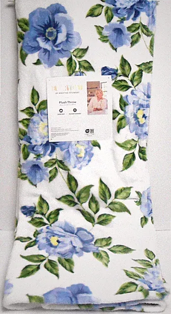 Martha Stewart Soft Plush Throw Daphney Floral Pattern 50" x 70"