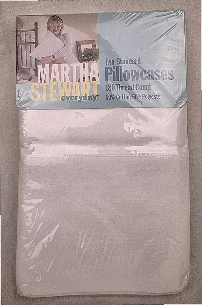 Martha Stewart Two Standard Pillowcases White CottonBlend 180Thread NEW Vtg 1997