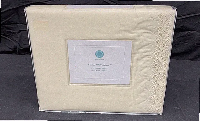 NEW IN PACKAGE Martha Stewart Cream Eyelet Lace Full Bed Skirt
