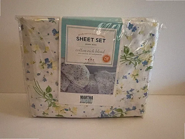 NewMartha Stewart Mix & Match Summery Queen Sheet Set ~ Buttercups & Freesia
