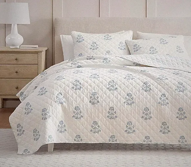 Queen Quilt Set 3 Piece 100% Cotton Reversible Bedding Martha Stewart Incredibly