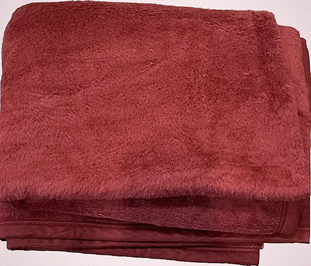 VTG Martha Stewart Everyday Throw Blanket Deep Red Acrylic Plush USA Made 47x56